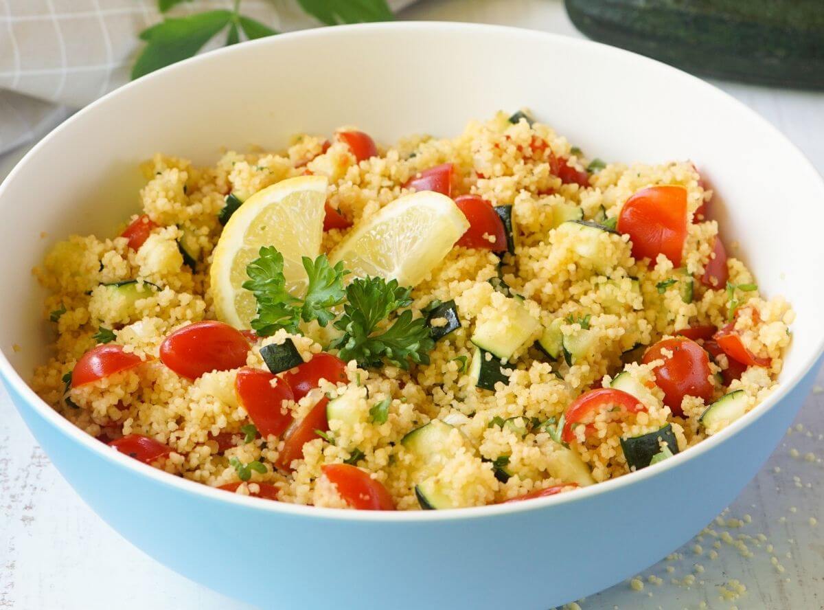 Couscous Salat mit Zucchini