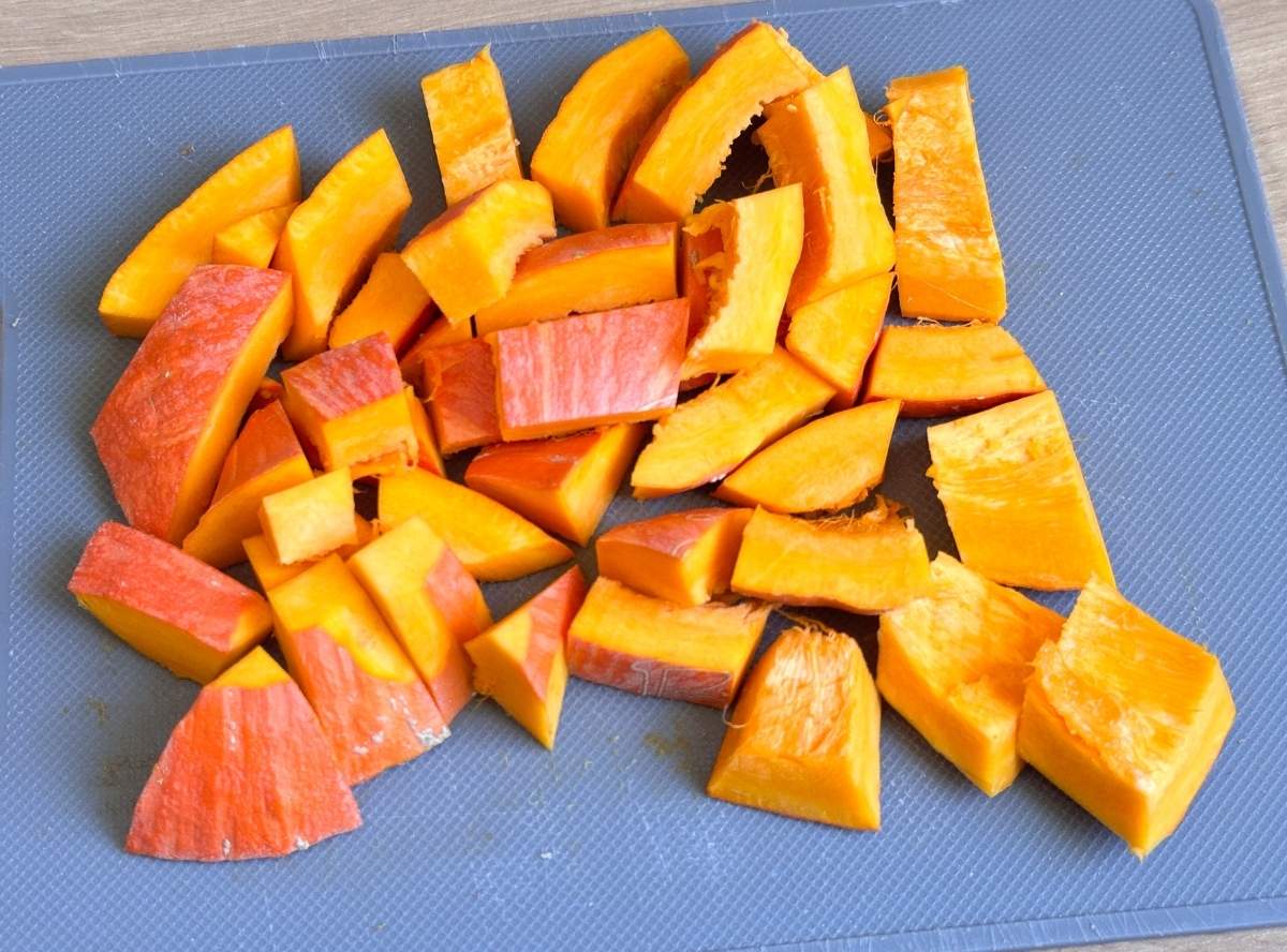 Muss man Hokkaido Kürbis schälen?