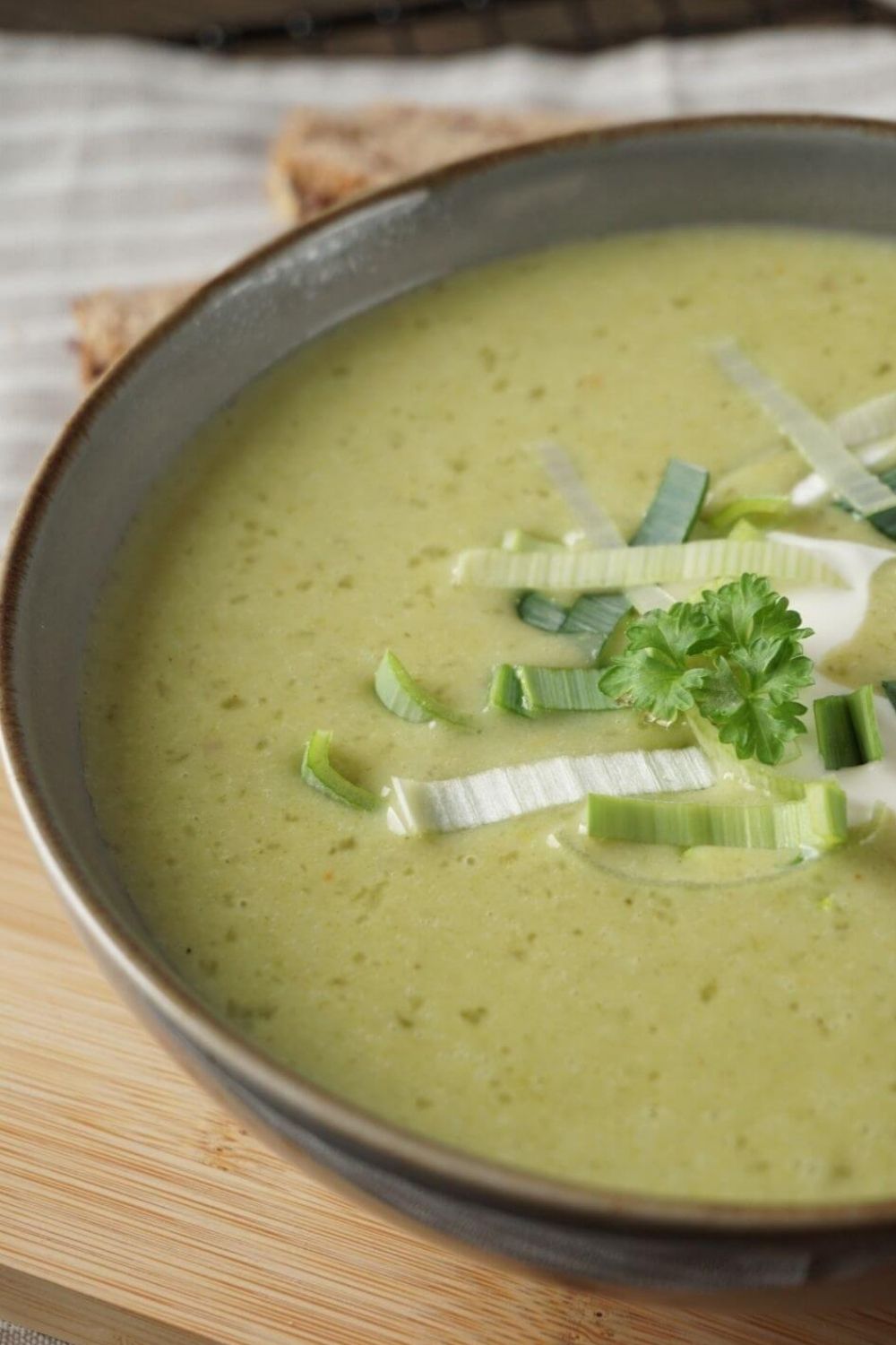 Lauchcremesuppe – vegetarisch, einfach & schnell