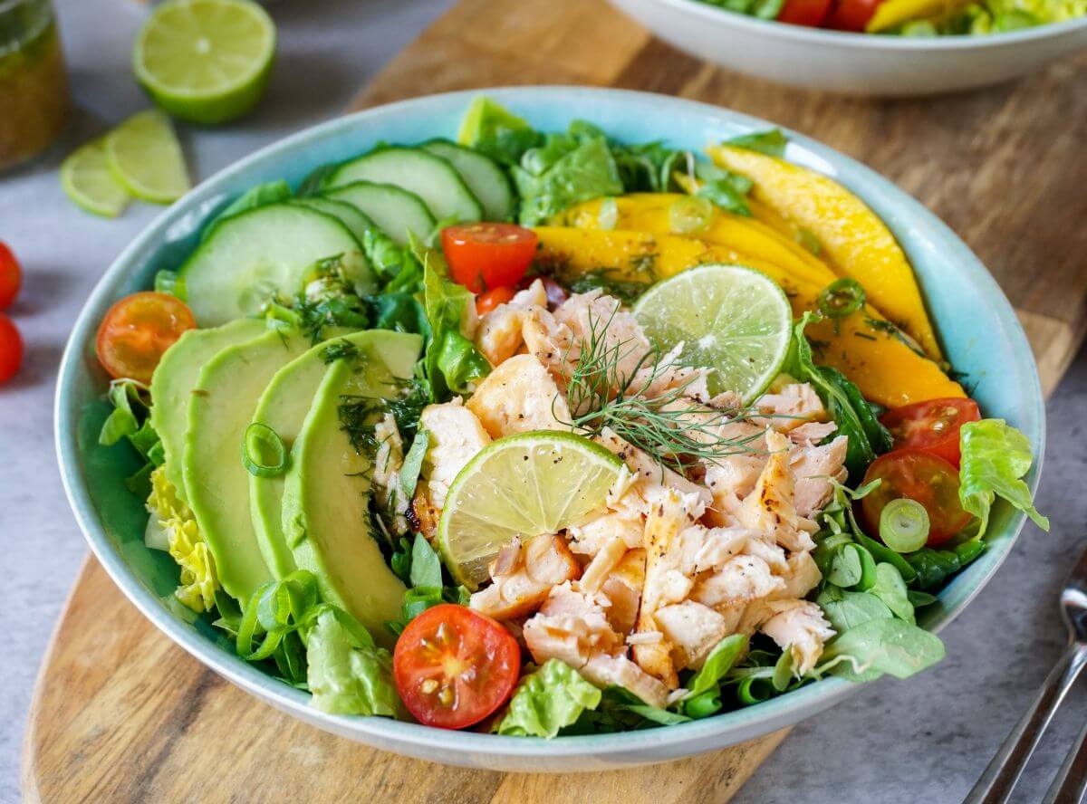 Pulled Lachs mit Salat