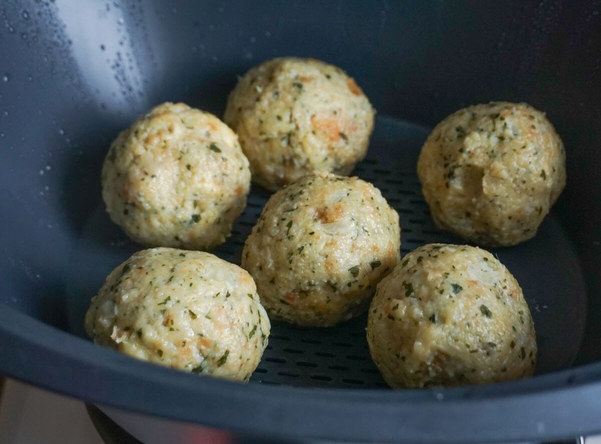 Semmelknödel im Thermomix Varoma